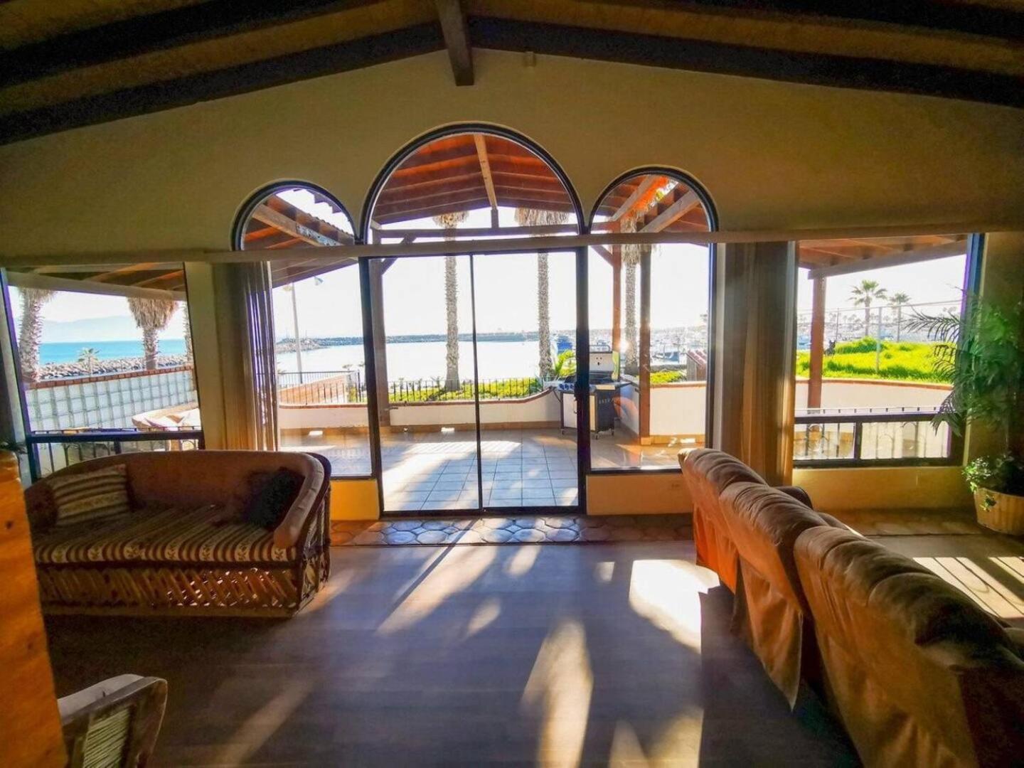 Playa Plateada Beach House เอนเซนาดา ภายนอก รูปภาพ