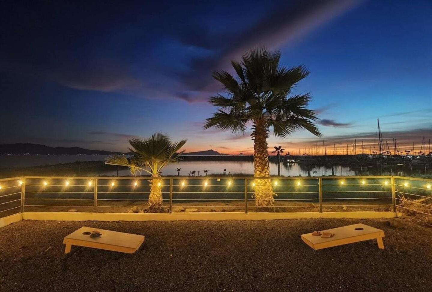 Playa Plateada Beach House เอนเซนาดา ภายนอก รูปภาพ