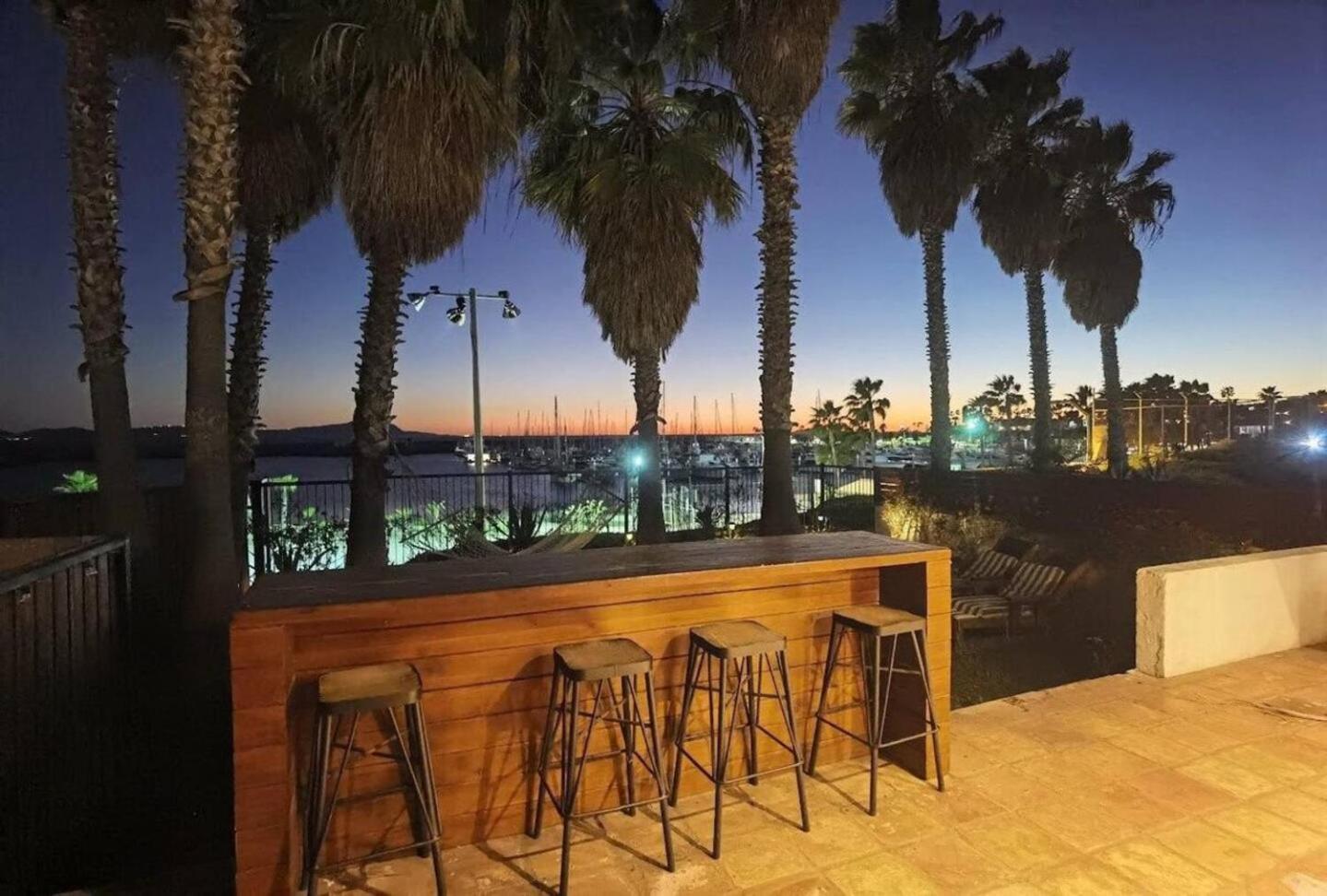 Playa Plateada Beach House เอนเซนาดา ภายนอก รูปภาพ